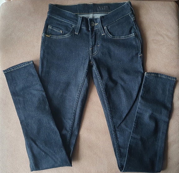 Tiger of Sweden tummat farkut 25/32