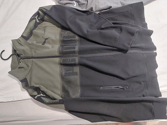 Product image 1 of 2