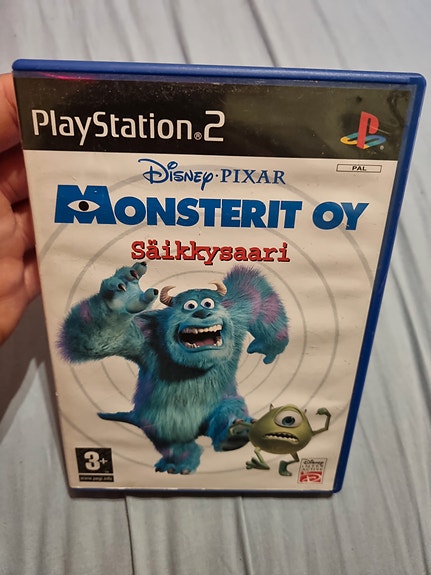 Monsterit oy - säikkysaari ps2