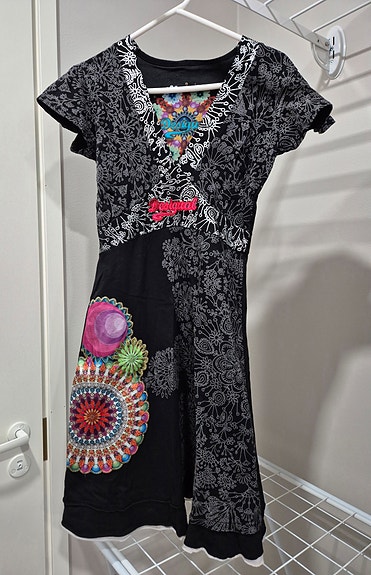 Desigual mekko, koko S