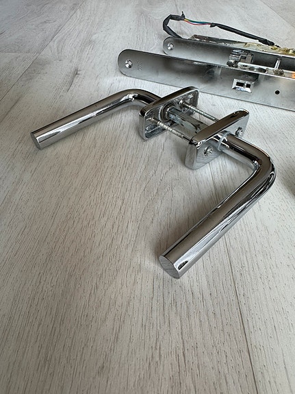 Product image 3 of 8