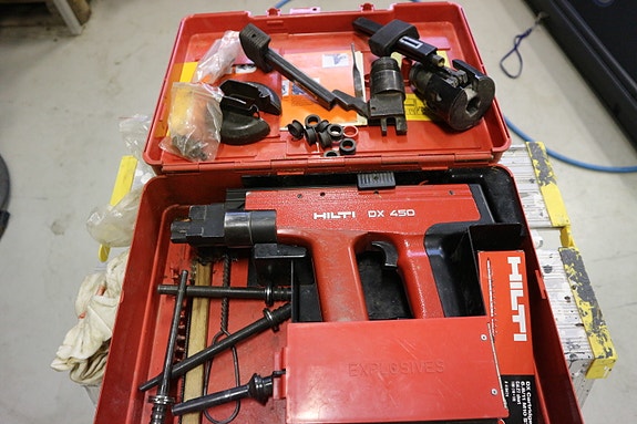 Hilti DX 450 panosnaulain