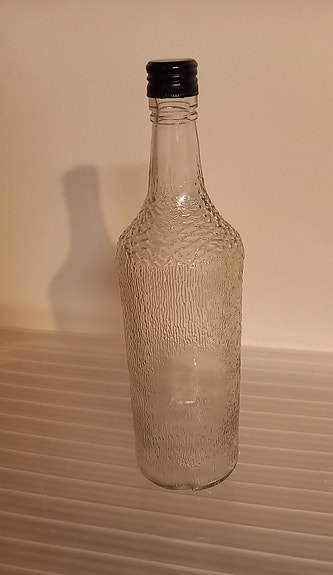 Finlandia Vodka etiketitön litran pullo