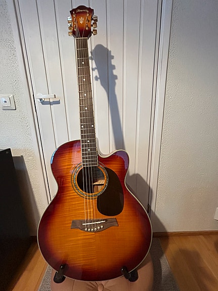 Ibanez  elektroakustinen kitara