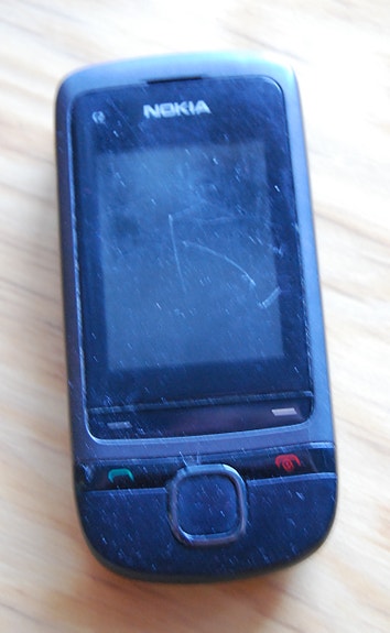 Nokia C2-05 Slide Retro Phone