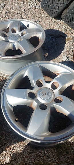 Kia maasturin vanteet 7x16