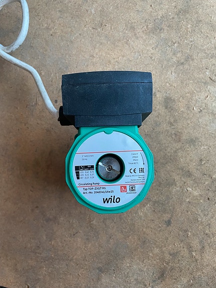 Product image 1 of 2