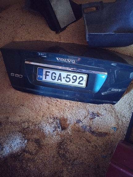 Volvo S80 takaluukku