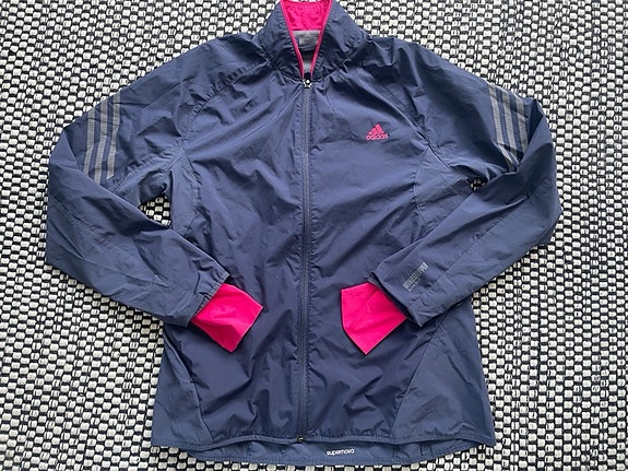 Adidas juoksutakki M