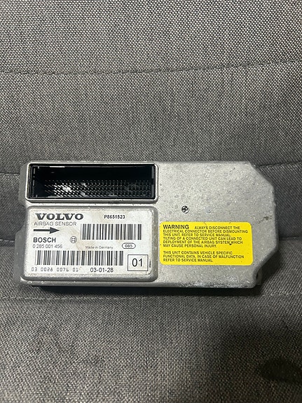 Volvon airbag ohjainyksikkö