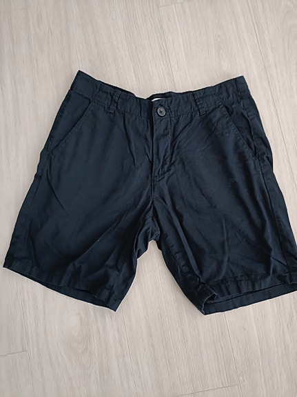 Etirel shortsit 36