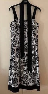 Marimekon mekko, suunnittelija Mika Piirainen