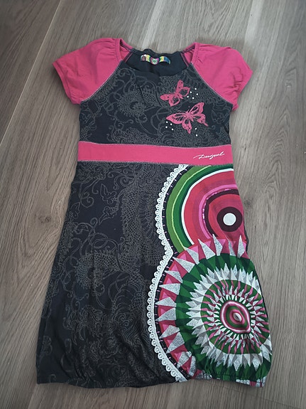 Desigual mekko