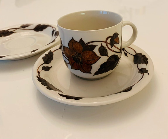 Arabia, CAFE’ -kahvikuppi + tassi/aluslautanen