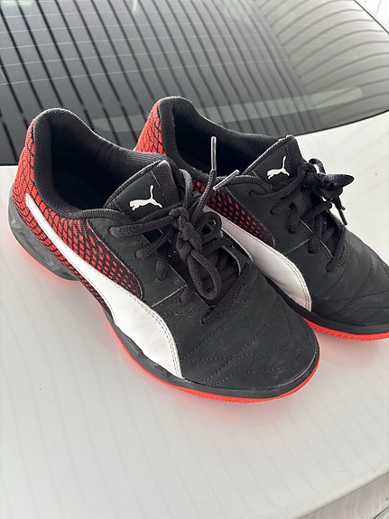 Puma sisäpelikengät 37