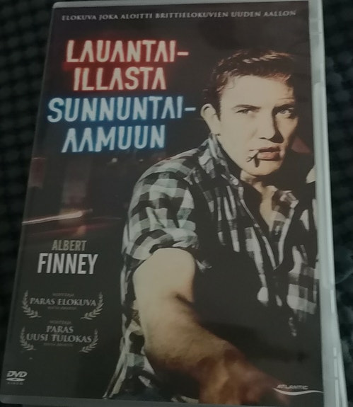Lauantai - illasta Sunnuntai-aamuun