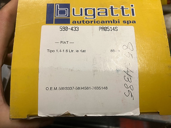 Fiat Tipo/Tempra/Uno/Dedra 1.4/1.6 Vesipumppu 88-96