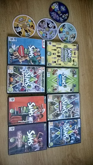 Vanhoja Sims 2 ja 3 Sims-pelejä, aidot