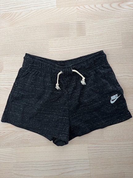 Nike gym vintage shortsit