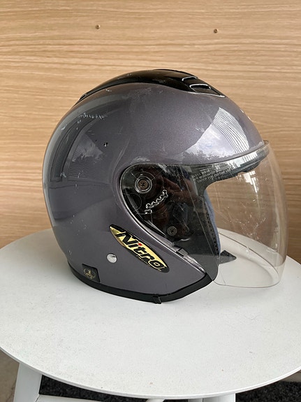 Moottoripyörä-/ skootterikypärä Nitro X-509-V Titanium, kokoa S