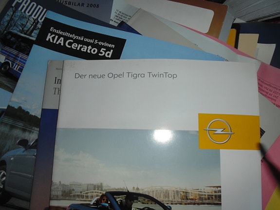 Opel  Tigra  esite