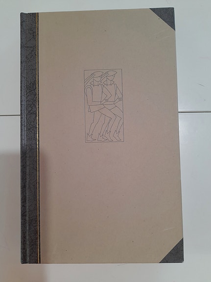 Sally Beauman. Valkea kyyhky.