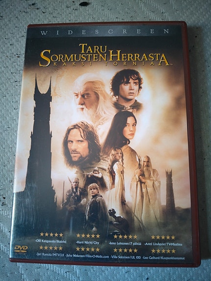 Taru Sormusten Herrasta - Kaksi Tornia