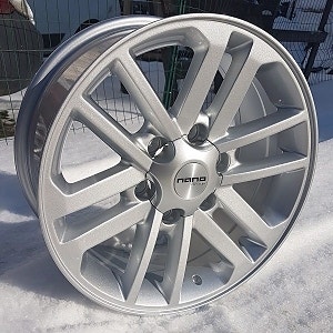Uudet vanteet     7,5x17 ET+30 6x139,7 NANO BK627 Silver