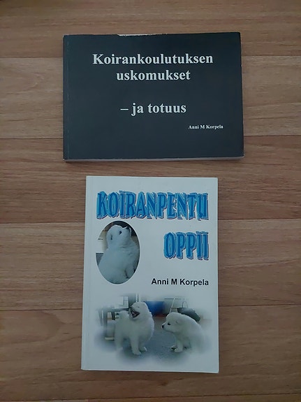 Korpela: Koirakirjat 2kpl Koiranpentu oppii