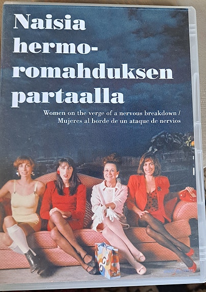 Naisia hermoromahduksen partaalla dvd.