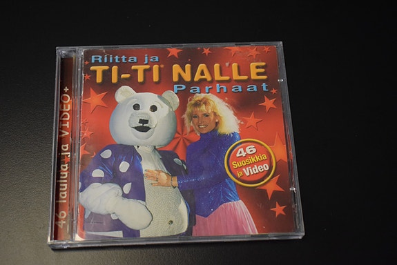 Tupla-CD Riitta ja Ti-Ti Nalle Parhaat vuodelta 2001