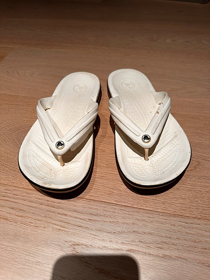 Crocs varvassandaalit