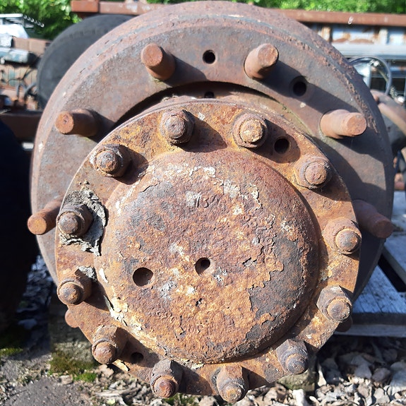 3. VOLVO kuorma-auton taka-akseli, EATON