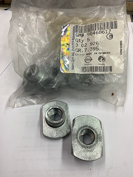 90468617 häkin mutteri Opel/Saab