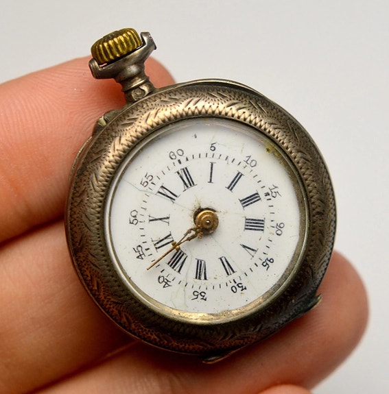 18xx antiikki pieni taskukello