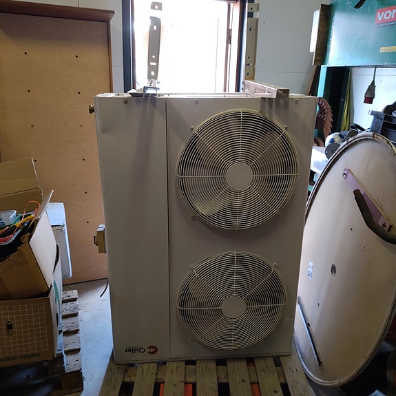 Myydään kylmäkone  ulkoyksikkö 21kw