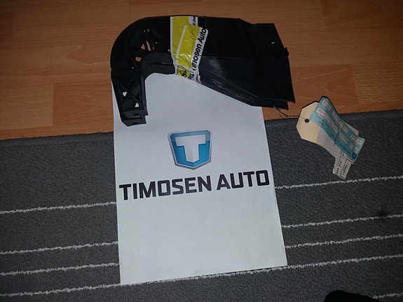 Takapuskurin kiinnike Opel Omega-A