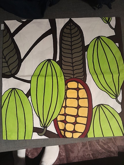Marimekko -tyynyliina, Kaakaopuu