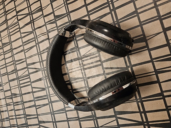 Bluetooth kuulokeet MP3 soittimella
