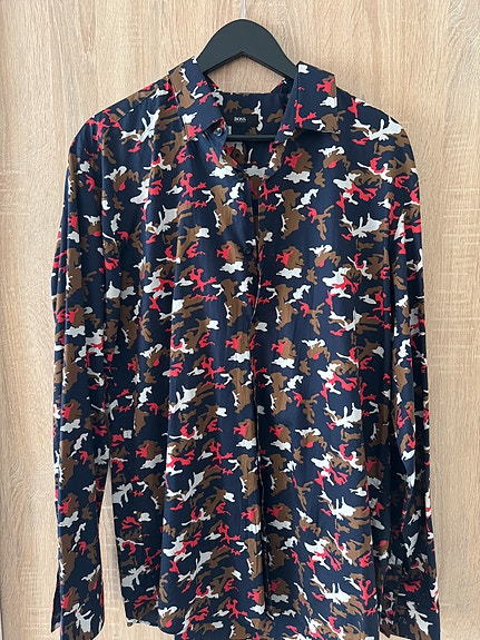 Hugo Boss kauluspaita, koko 43