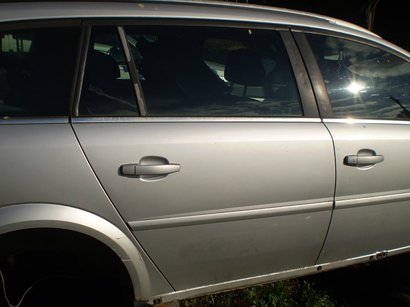 opel vectra c farmarin ovet z157