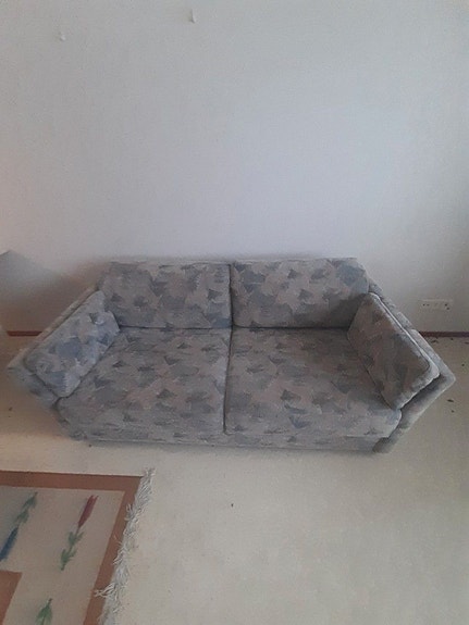 kahden istuttava vuodesohva