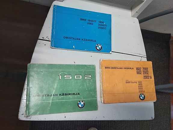 BMW 1502- 2002 TII käyttöohjekirjat