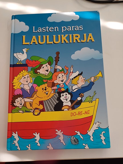 Lasten paras laulukirja