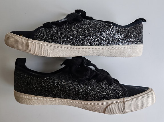 H & M tennarit koko 36