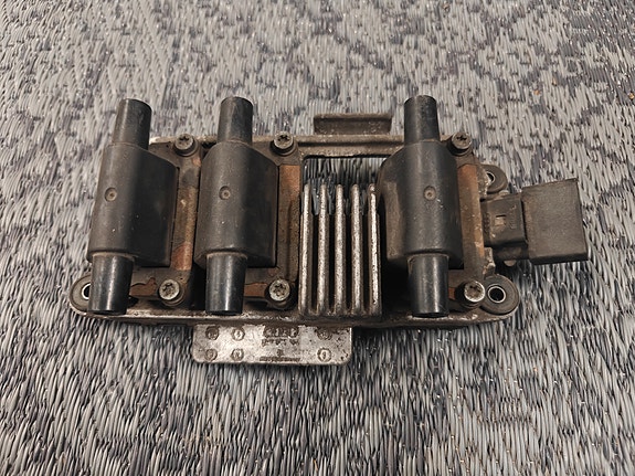Audi 2.4 V6 sytytyspuola