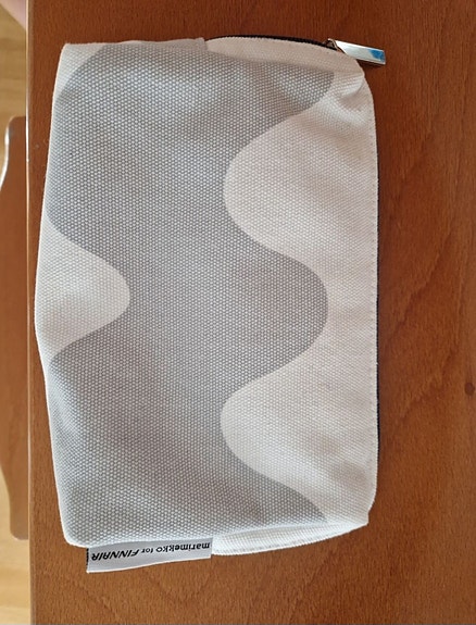Marimekko for finnair toilettilaukku