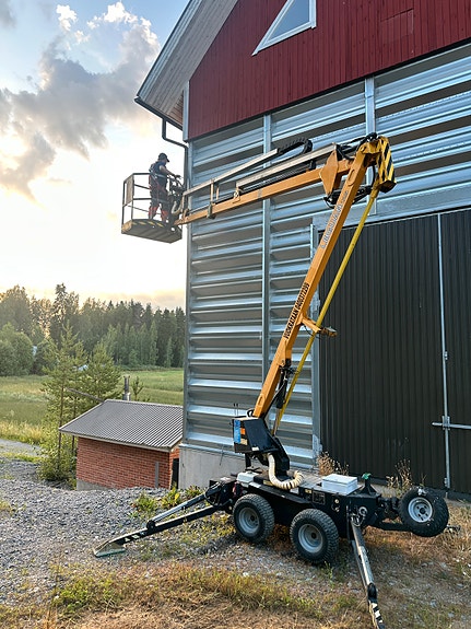 Vuokrataan Leguan 125 henkilönostin