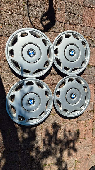 BMW E36 pölykapselit alkuperäiset