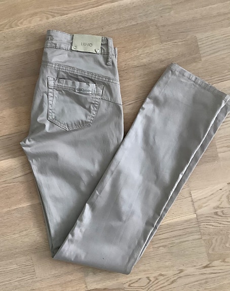 LIU-JO Jeans uudet, upeat housut 28